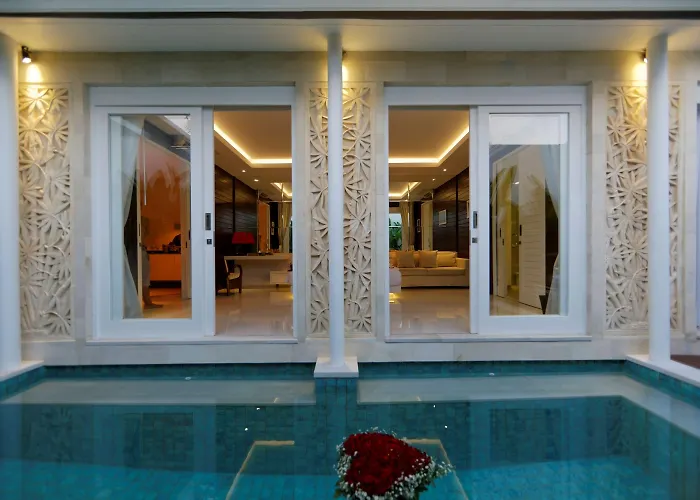 Villa Bajra Bali Seminyak (Bali)